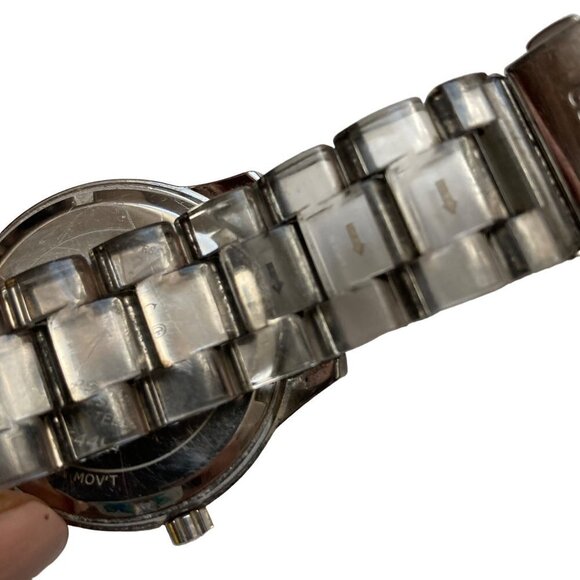 Guess Mens Watch Water Resistant Stainless Steel Clear Band Works New Battery - Picture 9 of 14